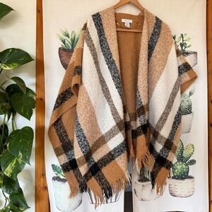 Nine West Earth Tone Plaid Shaw Sweater